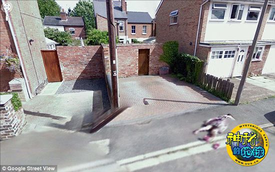 谷歌街景惊现英国女孩横尸街头 - 神秘的地球