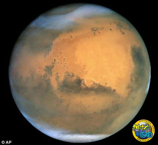 火星的半径是地球这名宇航员在地球上最多能举起100