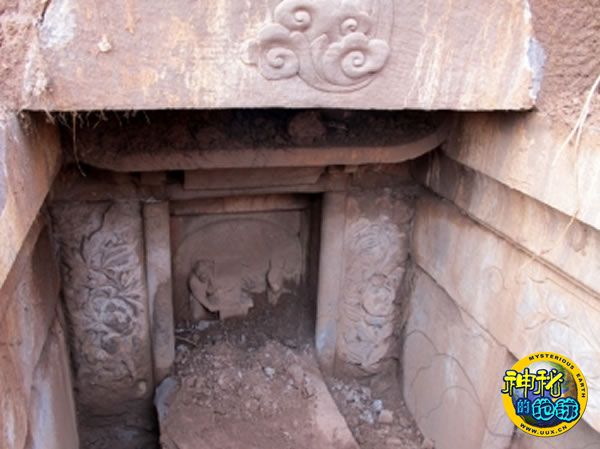 兰渝铁路青龙山隧道工地附近发现宋代古墓群 