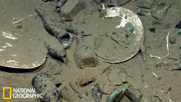 墨西哥湾发现一艘疑似200年前神秘海盗船的残