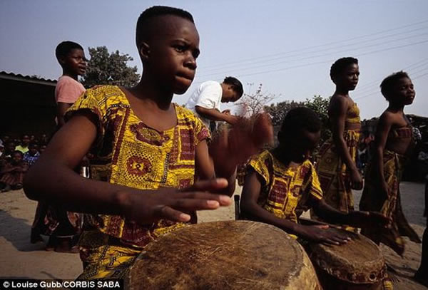 次撒哈拉非洲人的祖先是唯一没有与穴居人杂交