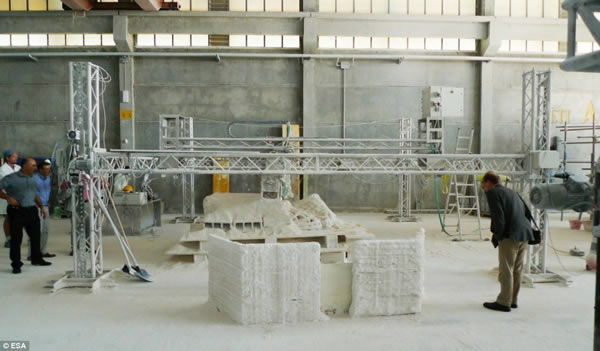 3DӡڹԽ״Ϊīˮ3DӡܹÿСʱ2׵ٶȽǽ