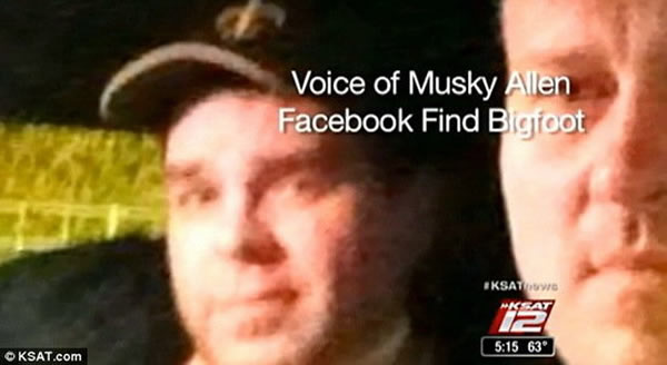 一位被称为穆斯基-艾伦的男子被邀观看了大脚野人的尸体