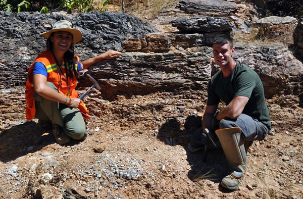 Justin Drummond and Mariana de Souza Carvalho, students of Pufahl and co-supervi