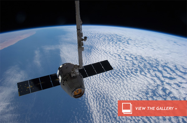 SpaceX Dragon Capsule Cleared for Sunday Docking