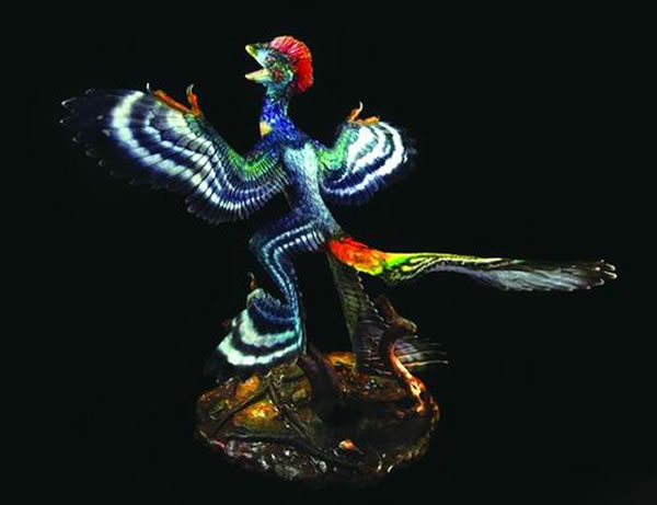 中国首款高端超写实恐龙雕像——赫氏近鸟龙