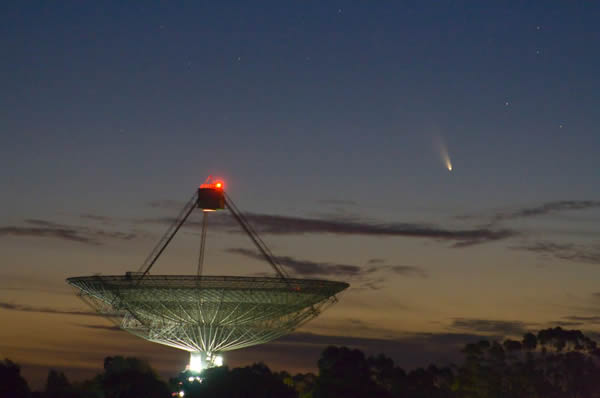 非周期彗星“泛星”C/2011 L4