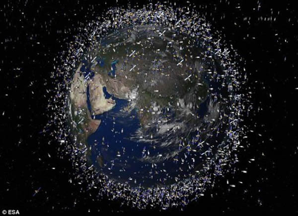 ��������ֹ��ƣ�������Χ�ߴ糬�������̫����Ƭ��50������ң��ߴ糬���������Ƭ��2.2�������