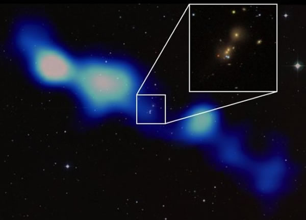 科学家使用射电望远镜观测到2百万秒差距跨度上的射电星系,其喷流绵延数百万光年