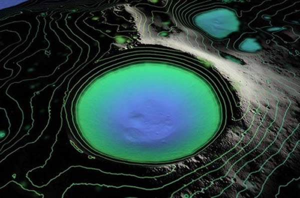 ɳ˶ɿڲĸ߶ɫʱͼɿӰ