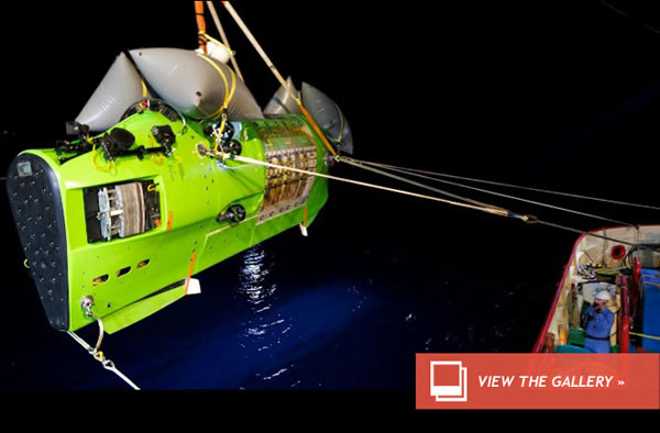 James Cameron To Donate Submarine to Science