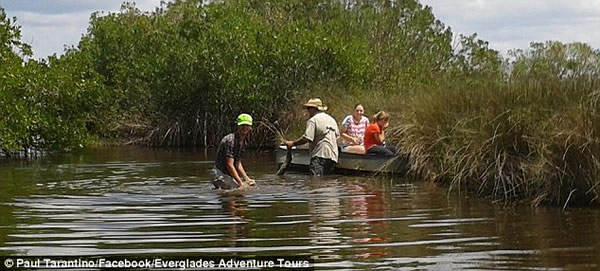 �������ᵼ������ش�ս3�׳�����