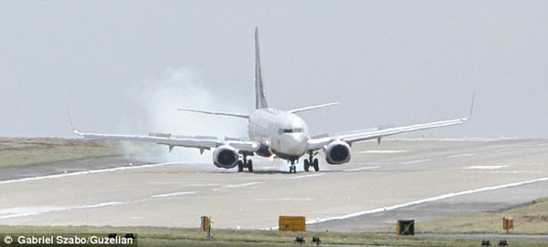 Ӣ���ɻ���ǿ������½�ľ���һĻ