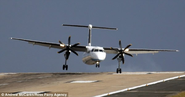 Ӣ���ɻ���ǿ������½�ľ���һĻ