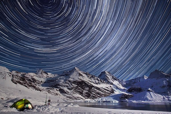 南极极地拍摄的壮丽星空照片