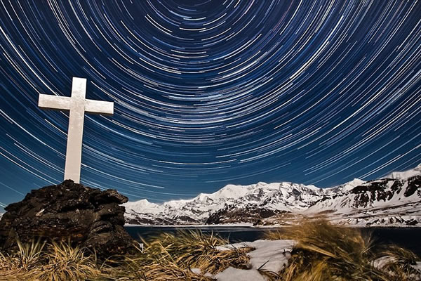 南极极地拍摄的壮丽星空照片