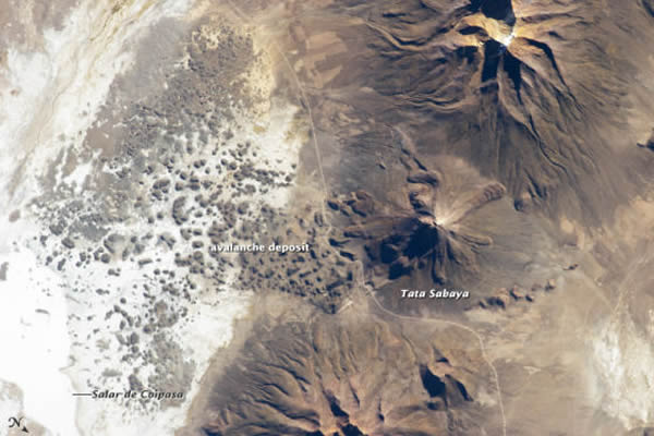 �����Ƭ�ǹ��ʿռ�վ���Ա��2013��4��8�����µģ���Ƭ����������������ǻ�ɽ��