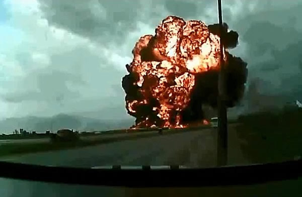 美军飞机坠毁阿富汗过程的恐怖画面