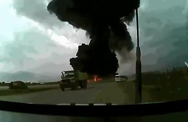 美军飞机坠毁阿富汗过程的恐怖画面