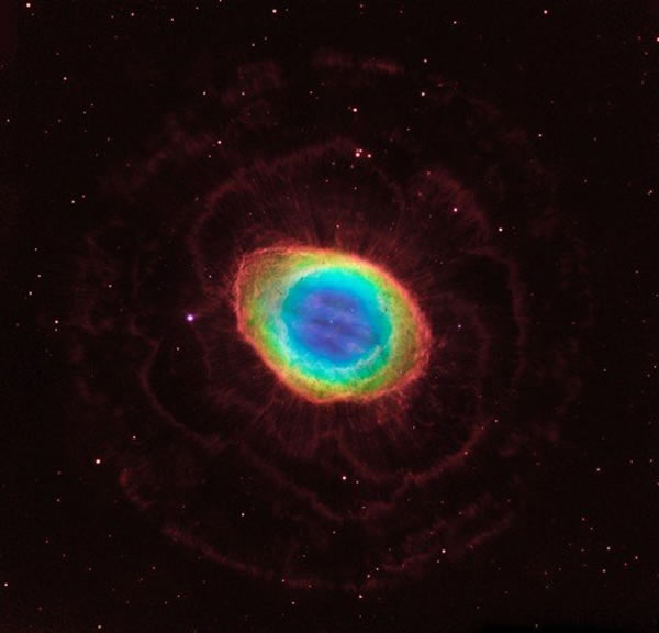 ̫ԶɼͼʾM57ƵϸڽṹͬʱҲ㼯ɣݴԶĺ