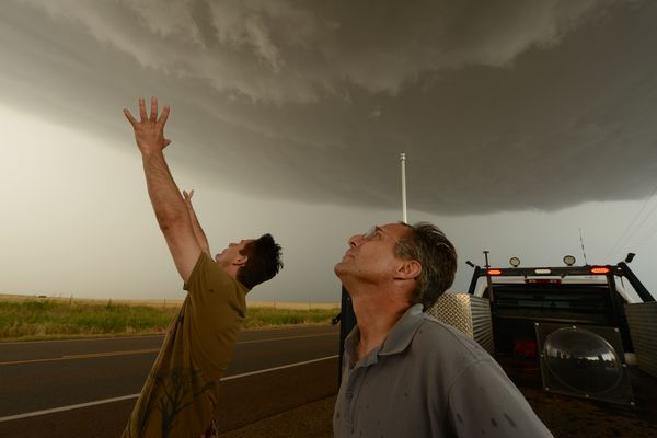 “龙卷风猎人”蒂姆·萨马拉斯