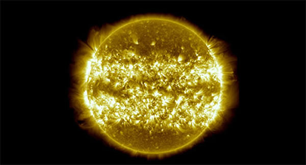 2.̫��ӵ�о޴������������ÿ�궼Ҫ��̫������940�������������൱������ȫ���ܺ��ܵ�4�򱶡�