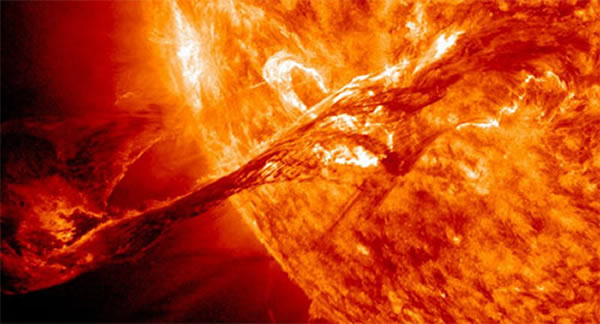 9.̫���͵������ңԶ�������Թ��ٴ���ҲҪ8����30����ܵ��