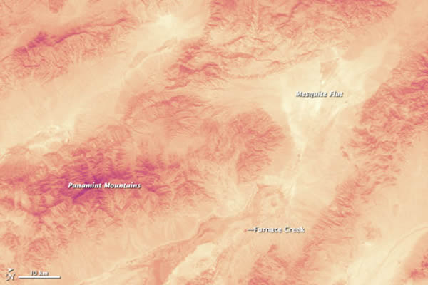 ��һ��ͼ��NASA��Landsat 8�����ϵ��Ⱥ��⴫������ȡ�ģ���ʾ������2013��6��30�ĵر��¶�״����
