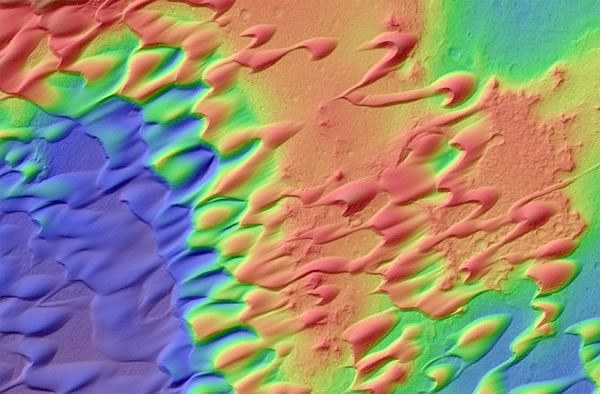 ��������-������(Nili Patera)��ɽ׳�۵ġ��ƶ�ɳ��