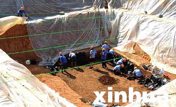 湖北随州叶家山墓地发现比曾侯乙早500多年的编钟