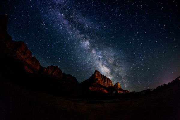 ����������˹��������ʯɽ���ϵĲ�������