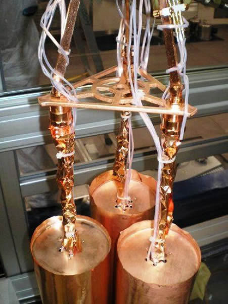 ��̽�������ڼ������΢��˫��˥���¼��ķ�����