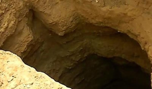 ��ǰ������Ա�ڴ������Ѹ����ھ��һ���ǳ���Ķ�Ѩ