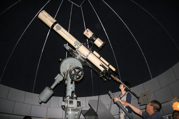 北京天文馆周末望远镜开放因天气原因取消