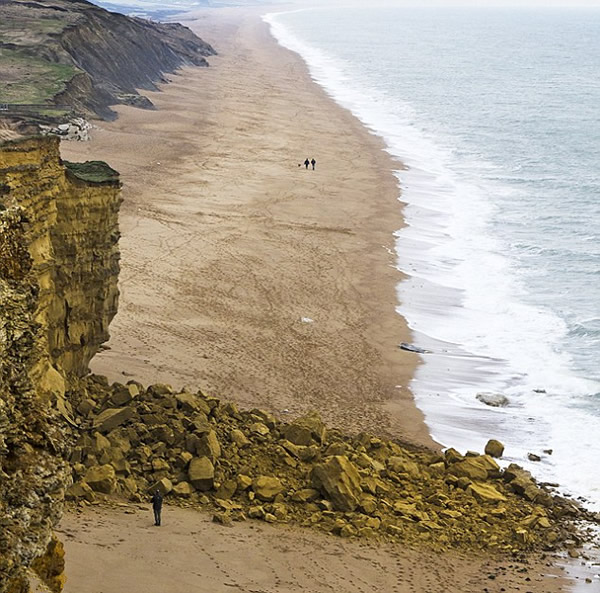 Ӣ��һ�Ը�ĸ���׶����±�ð��¶Ӫ