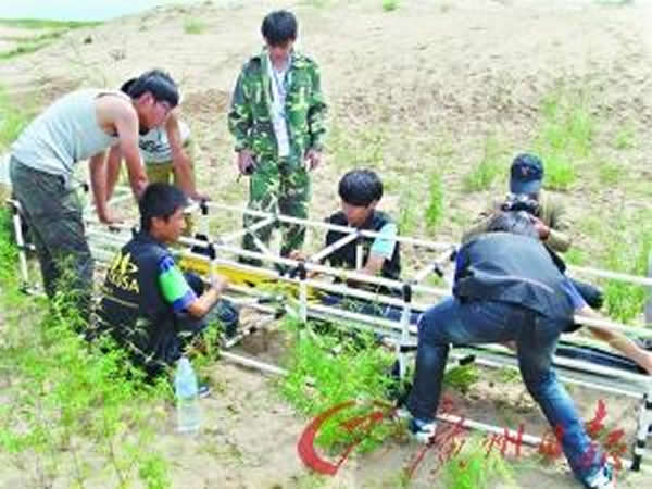 胡振宇团队在准备发射