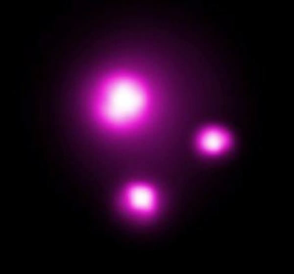 X���߲��εĹ۲�ͼ����ʾ�����ǡ������Լ�HD 189733b�Ŀռ�λ�ù�ϵ