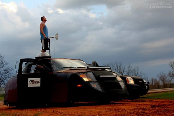 美国半盲“风暴猎人”捕捉到的壮观风暴照片