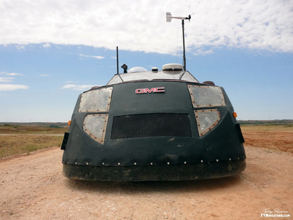 美国半盲“风暴猎人”捕捉到的壮观风暴照片