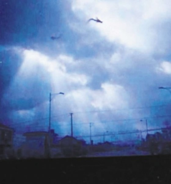 泰国“白龙王”信徒拍到“飞龙在天”奇景?