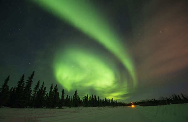 阿拉斯加绚丽北极光