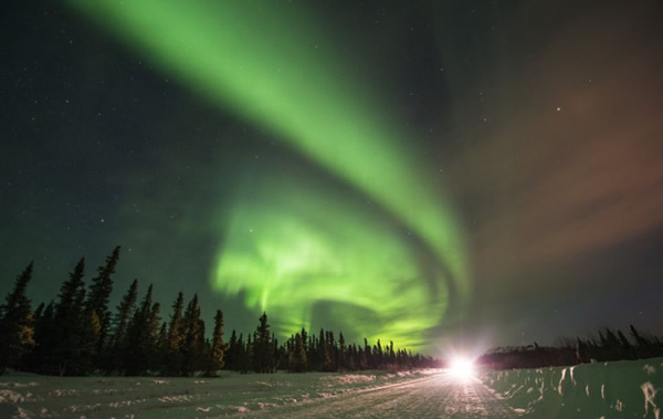 阿拉斯加绚丽北极光