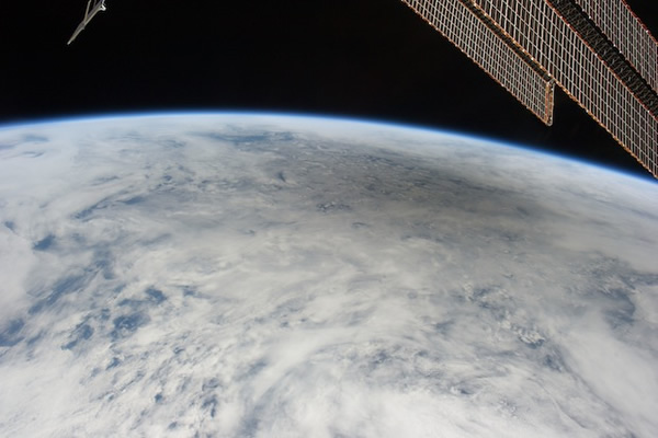 月球在地球表面投射的巨大恐怖阴影