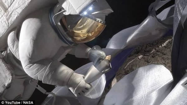 进入轨道后,宇航员最早能在2021年利用“猎户座”飞船前去探访这个太空岩石