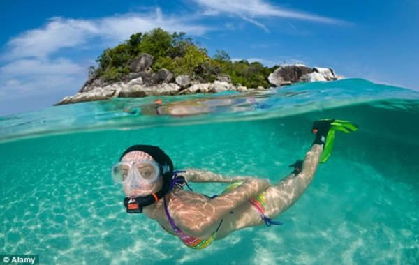 喝200米深的海底海水可能有助于消化并降低患癌症和胃溃疡的风险