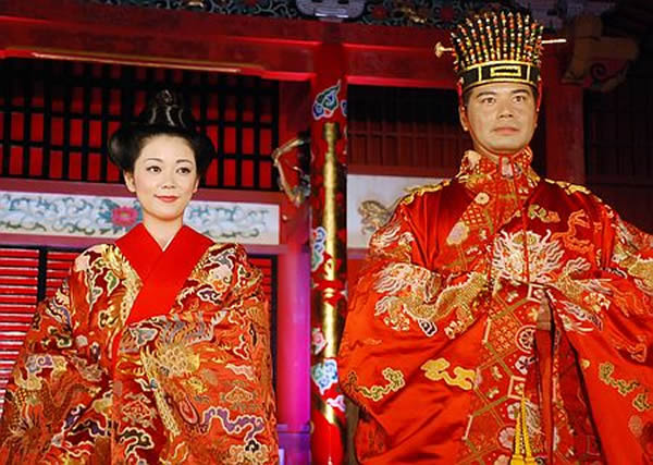 日本冲绳再现琉球王朝时代恭迎中国册封使仪式