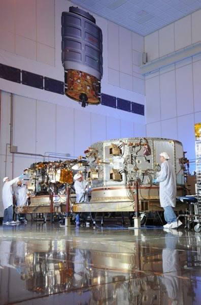 “天鹅座”飞船主要以货物运输为主,返回地球时将在大气层中烧毁