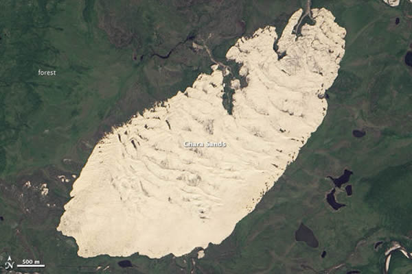 2013年7月11日, Landsat 8拍下了这幅自然色照片