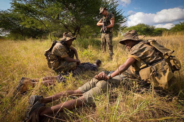 Ϭţ�����ߵĿ��ǣ��ϷǴ���Ѳ��