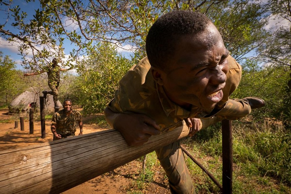 Ϭţ�����ߵĿ��ǣ��ϷǴ���Ѳ��